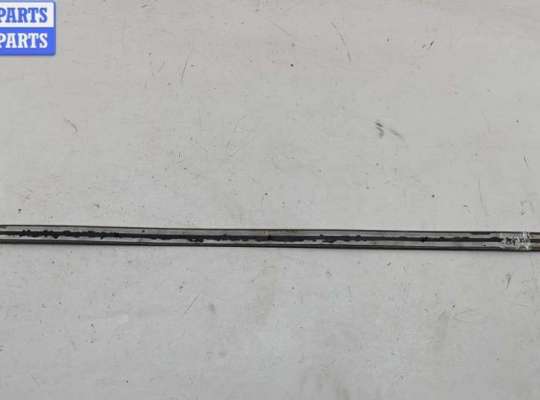 купить Молдинг двери передней правой на Audi A4 B5 (1994-2001)