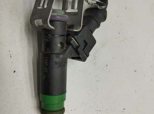 купить Форсунка топливная на Ford Fiesta (2001-2007)