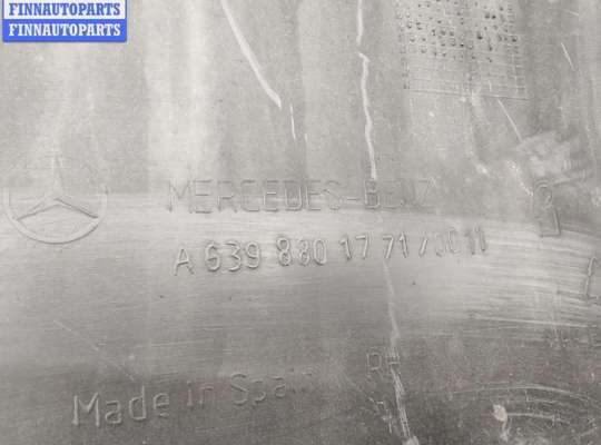 купить Клык бампера задний правый на Mercedes Vito-2 / Viano W639 (2003-2014)