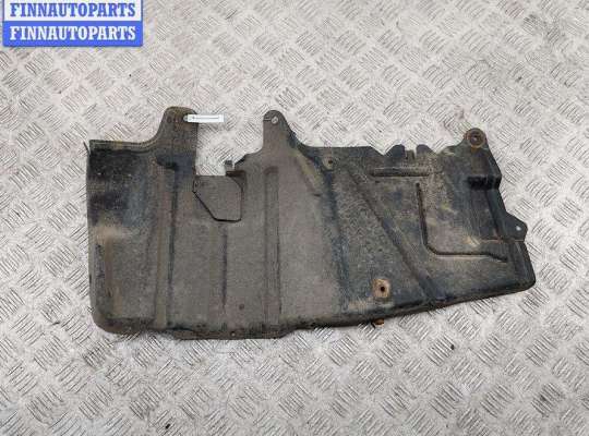 Пластик моторного отсека MT572650 на Mitsubishi Carisma