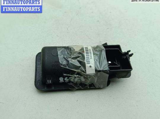 купить Ручка двери внутренняя задняя правая на Audi 80 B3 (1987-1992)