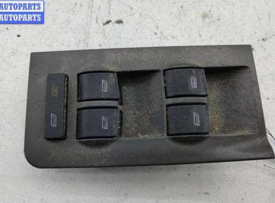 Блок кнопок управления стеклоподъемниками AU1742121 на Audi A6 C5 (1997-2005)