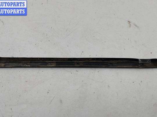 купить Молдинг двери задней правой на Audi A4 B5 (1994-2001)