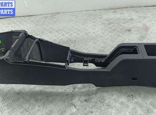 купить Консоль салона (кулисная часть) на Opel Astra H (2004-2009)