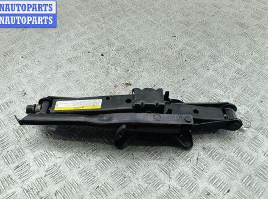 купить Домкрат на Chrysler Voyager (2001-2007)