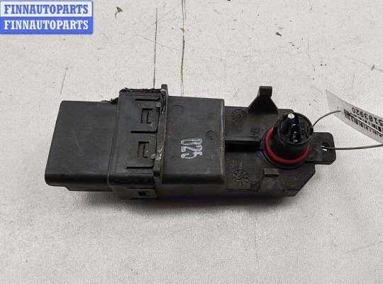 купить Блок управления стеклоподъемниками на Renault Megane II (2002-2008)