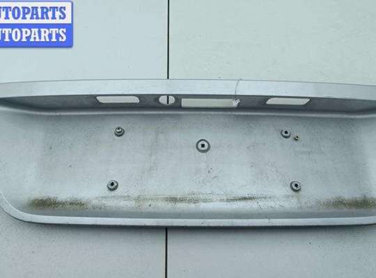 купить Бленда (накладка под номер) на Mercedes C-Class W203 (2000-2006)