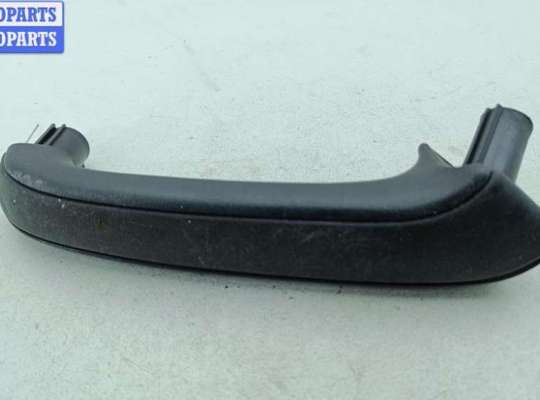 купить Ручка двери внутренняя передняя левая на Volkswagen Passat B3