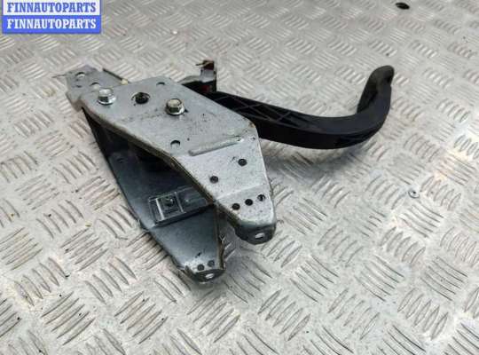 купить Педаль сцепления на Opel Astra H (2004-2009)