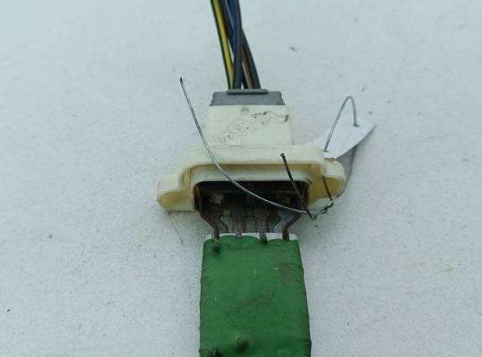 купить Сопротивление отопителя на Ford Focus II (2004-2011)