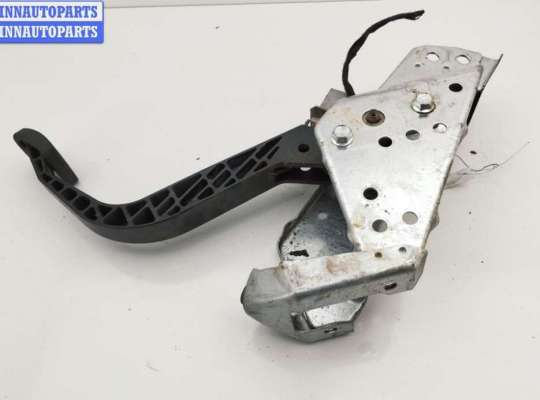 Педаль сцепления OP2418453 на Opel Zafira B (2004-2014)