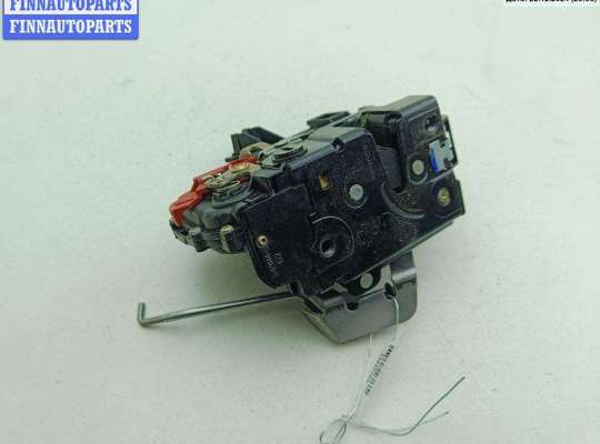 купить Замок двери задней левой на Audi A4 B6 (2001-2004)