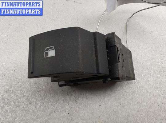 купить Кнопка открывания лючка топливного бака на Volkswagen Golf-5