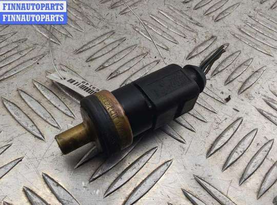 купить Датчик температуры на Volkswagen Passat B5