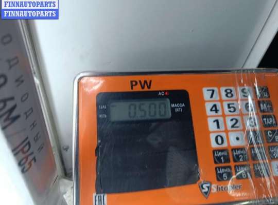 Петля двери на Volkswagen Passat B5 (3B)