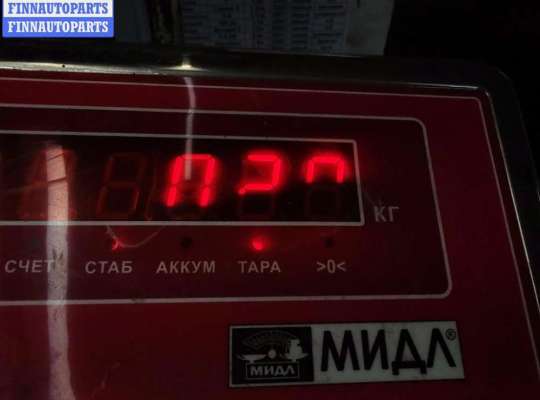 купить Блок управления вентилятором радиатора на Audi A4 B5 (1994-2001)