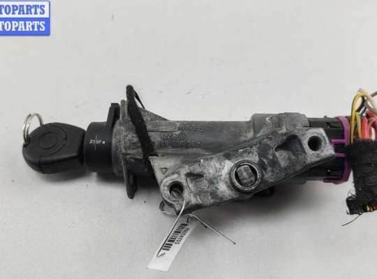 Замок зажигания VG2677089 на Volkswagen Passat B5