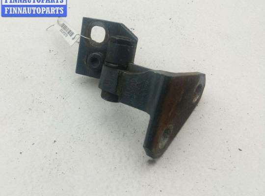 купить Петля двери передней левой на Volkswagen Golf-5