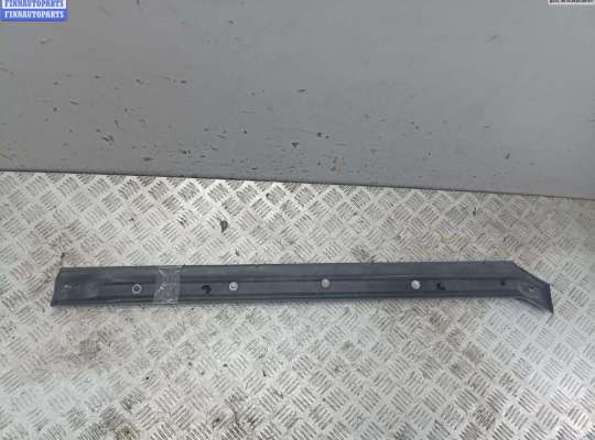 Молдинг на Opel Zafira A
