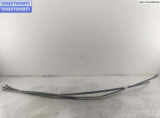 Молдинг крыши MB1488258 на Mercedes C-Class W203 (2000-2006)
