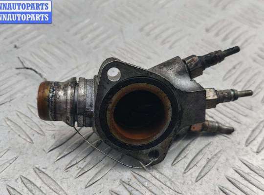 купить Фланец (тройник) системы охлаждения на Volkswagen Passat B5