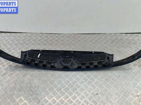 купить Решетка радиатора на Renault Kangoo I (1998-2008)