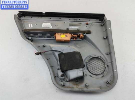 купить Обшивка двери задней правой (дверная карта) на Kia Sorento 1 (BL, 2002-2009)