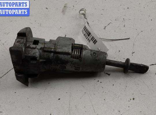 купить Личинка замка на Volkswagen Passat B6