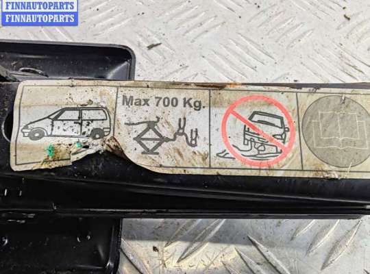 Домкрат на Fiat Panda (169)