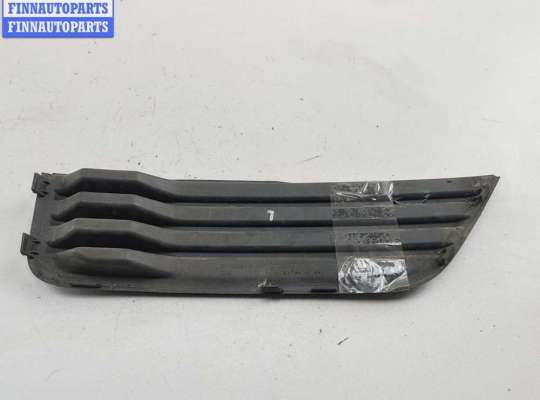 купить Решётка (заглушка) в бампер на Ford Focus II (2004-2011)