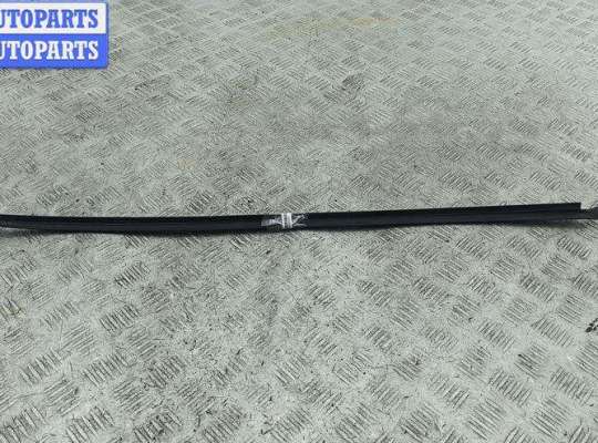 купить Молдинг лобового стекла на Volkswagen Passat B5+ (GP)