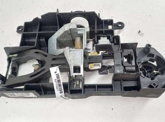 купить Корпус (держатель) ручки двери задней левой на BMW 5 F10/F11 (2009-2017)