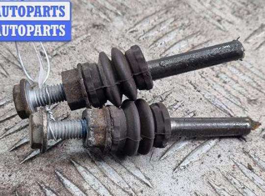 купить Болт крепления на Volkswagen Golf-5