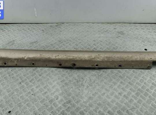 купить Накладка на порог наружная правая на Mercedes E-Class W211 (2002-2009)