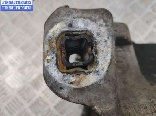 купить Балка подвески передняя (подмоторная) на Chrysler Voyager (1996-2000)