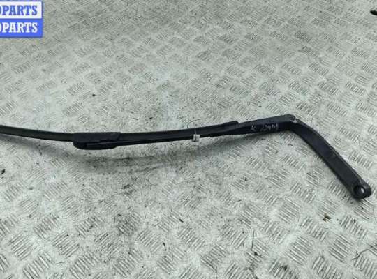 купить Щеткодержатель (поводок стеклоочистителя) передний на BMW 3 E36 (1991-2000)