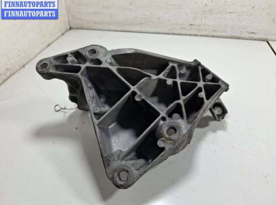 купить Кронштейн двигателя опорный на BMW 3 E90/E91/E92/E93 (2005-2013)