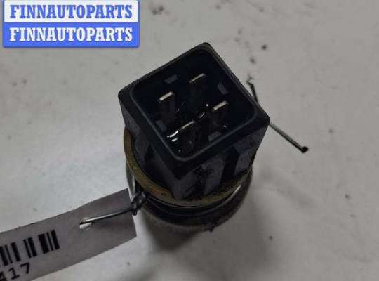 купить Датчик температуры на Volkswagen Passat B4