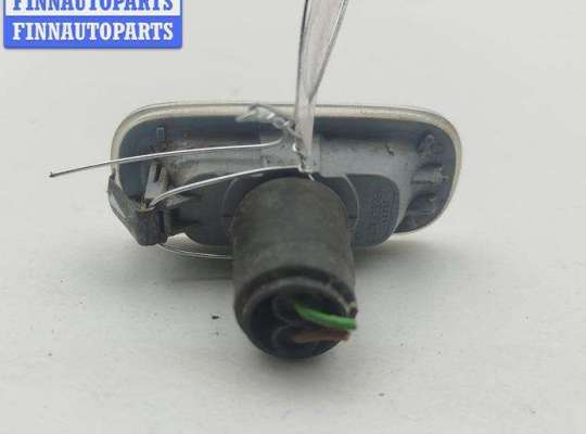 купить Повторитель поворота левый на Audi A4 B6 (2001-2004)