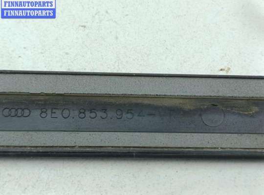 купить Молдинг двери передней правой на Audi A4 B7 (2004-2008)