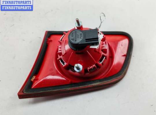 купить Фонарь крышки багажника левый на Volkswagen Passat B6