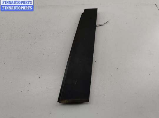 купить Накладка двери задней левой на Volkswagen Golf-5