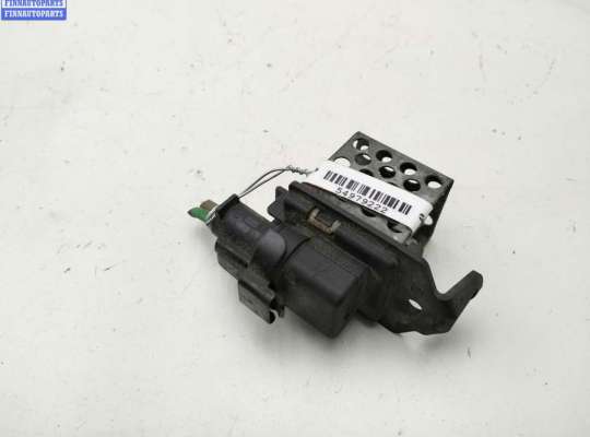 Реле вентилятора на Renault Laguna III