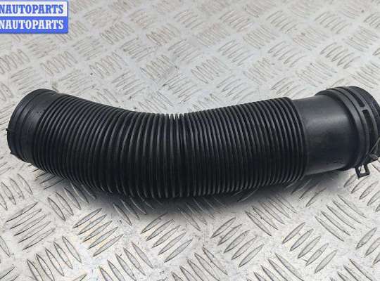 Гофра (патрубок) воздушного фильтра на Volkswagen Golf IV (1J)