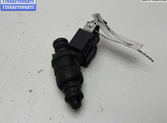 Форсунка топливная на Volkswagen Golf IV (1J)