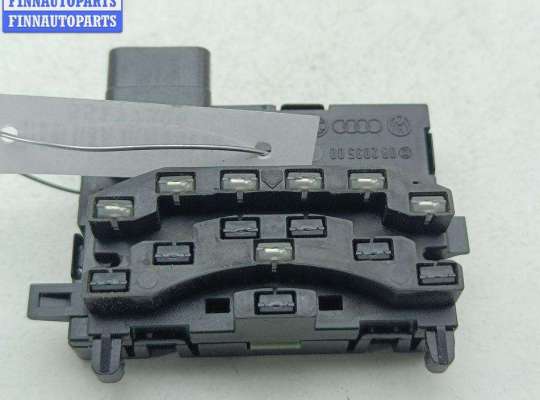 купить Блок управления на Volkswagen Golf-5