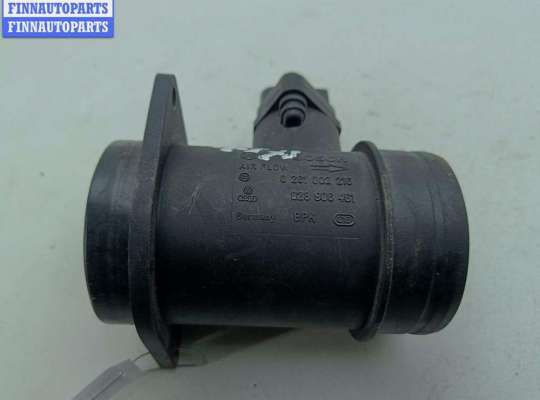 купить Расходомер (измеритель потока воздуха) на Volkswagen Passat B5