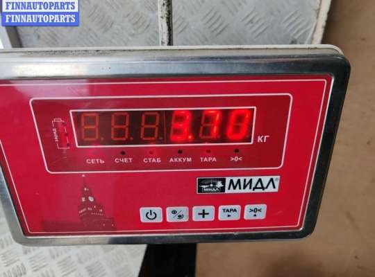 купить Рамка передняя (панель кузовная, телевизор) на Volkswagen Golf-3