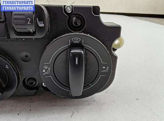 купить Переключатель отопителя на Volkswagen Caddy (2004-2010)