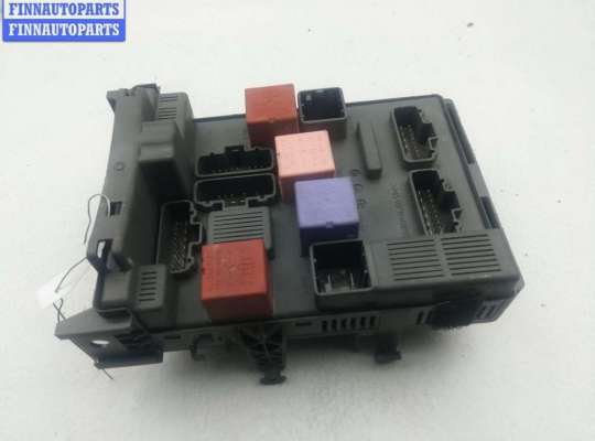 купить Блок предохранителей на Renault Laguna II (2001-2007)